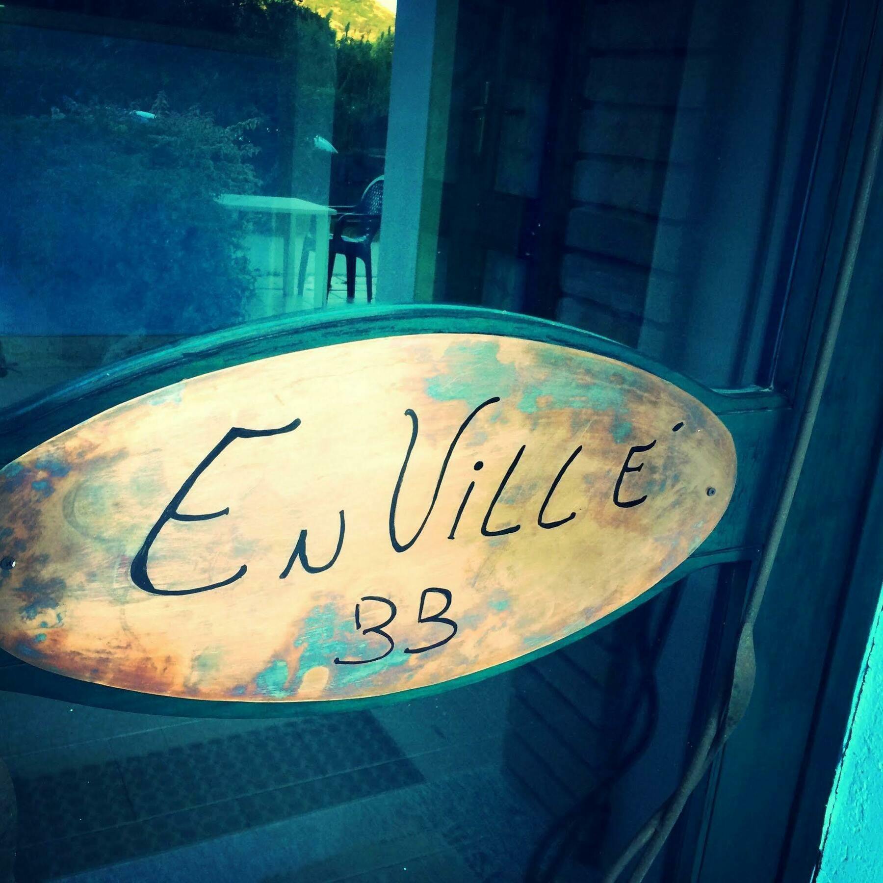 En Ville Bed And Breakfast 贡内萨 外观 照片